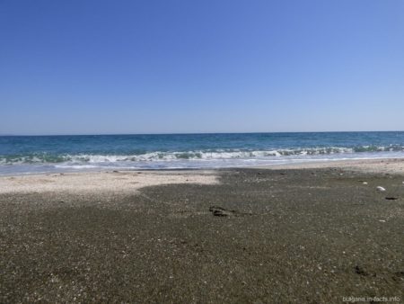Дикий пляж на косе между Поморьем и Ахелоем