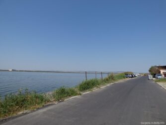 Поморийское озеро возле бунгало