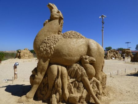 Песчаные скульптуры в городе Бургас