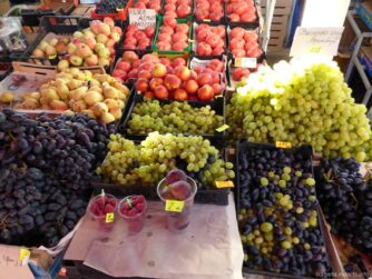 Разнообразие фруктов в Болгарии
