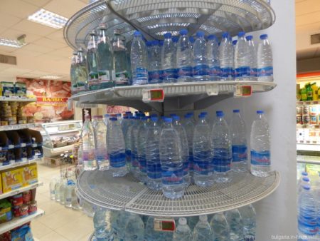 Минералка в супермаркете Младост, Несебр