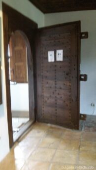 Дубовые двери в купеческом доме Арбанаси